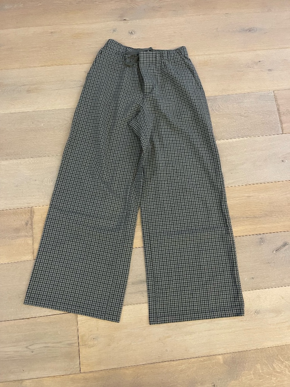 Uniqlo Black and White Checkered Pants